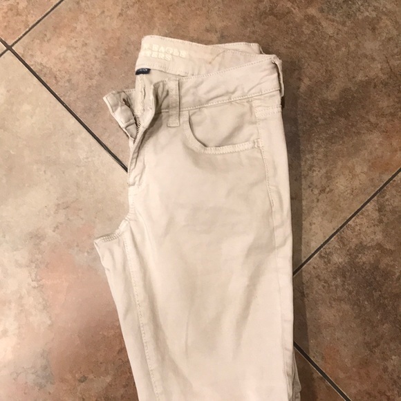 Cream American Eagle stretch jeans - Picture 4 of 4